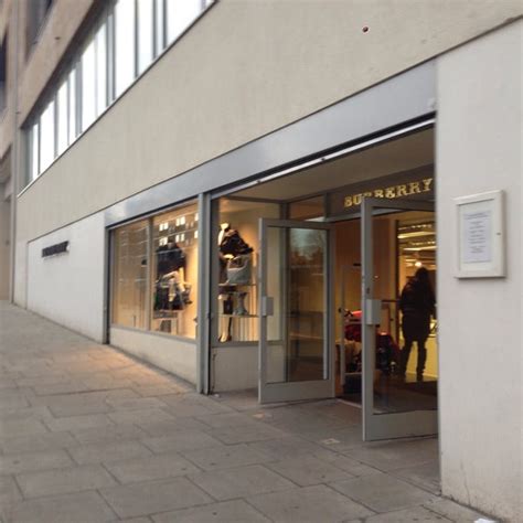 burberry outlet london opening times|Burberry factory shop London.